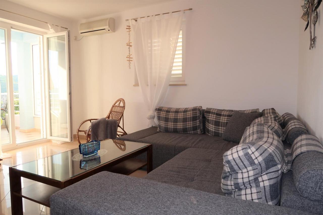 Nikas1 Rabac Apartment Ngoại thất bức ảnh